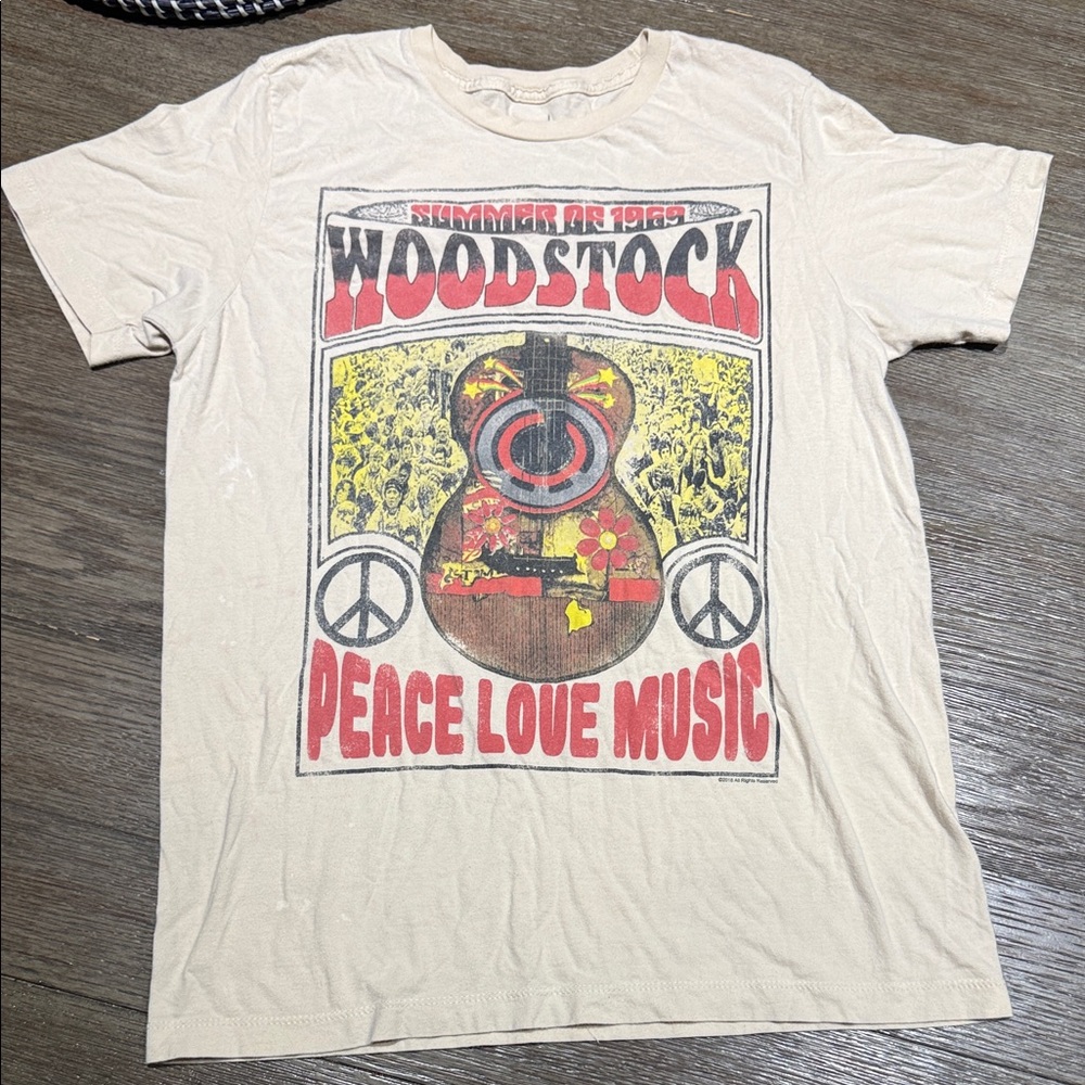 Woodstock Peace Love Music Tee - Beige
